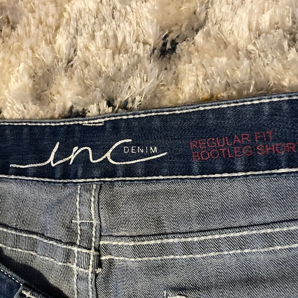 INC denim reg fit bootleg short PS - Picture 3 of 10